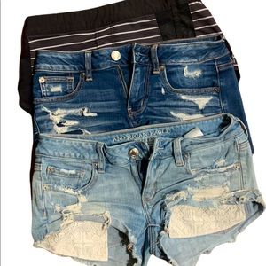 Lot of shortie shorts 😚